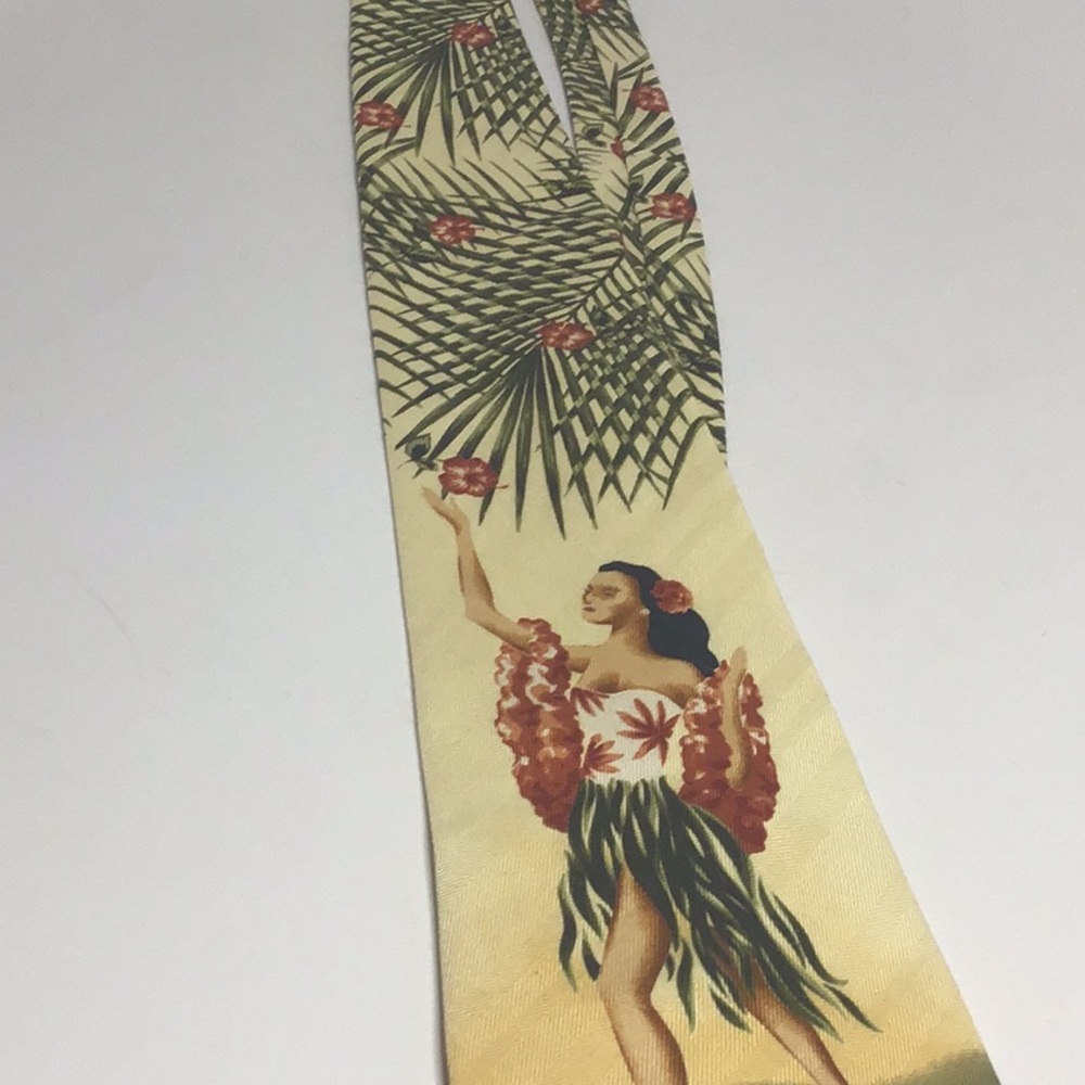 Tomi Bahama Hawaiian Tie
